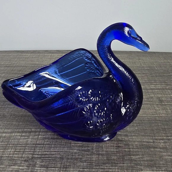 Fenton Cobalt Blue Swan Bird Collectible Glass Candy Trinket Ring Dish - Picture 4 of 10